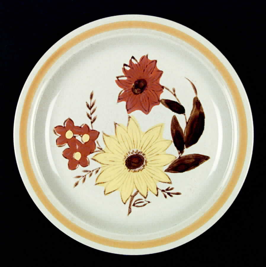 Everglade Dinner Plate by Sango-1