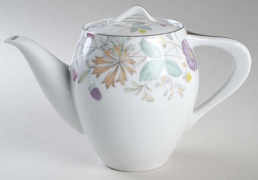 Fantasia (Platinum Trim) Teapot & Lid by Sango-1