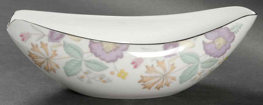 Fantasia (Platinum Trim) Gravy Boat by Sango-1