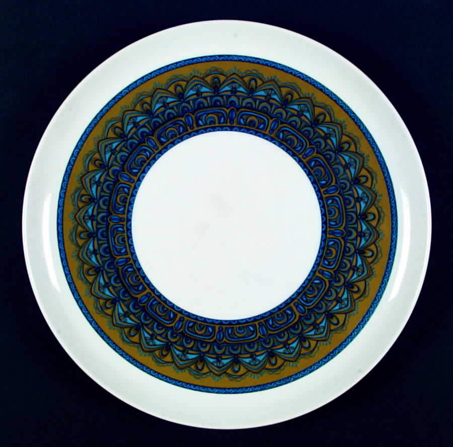 Filigree Dinner Plate by Sango-1