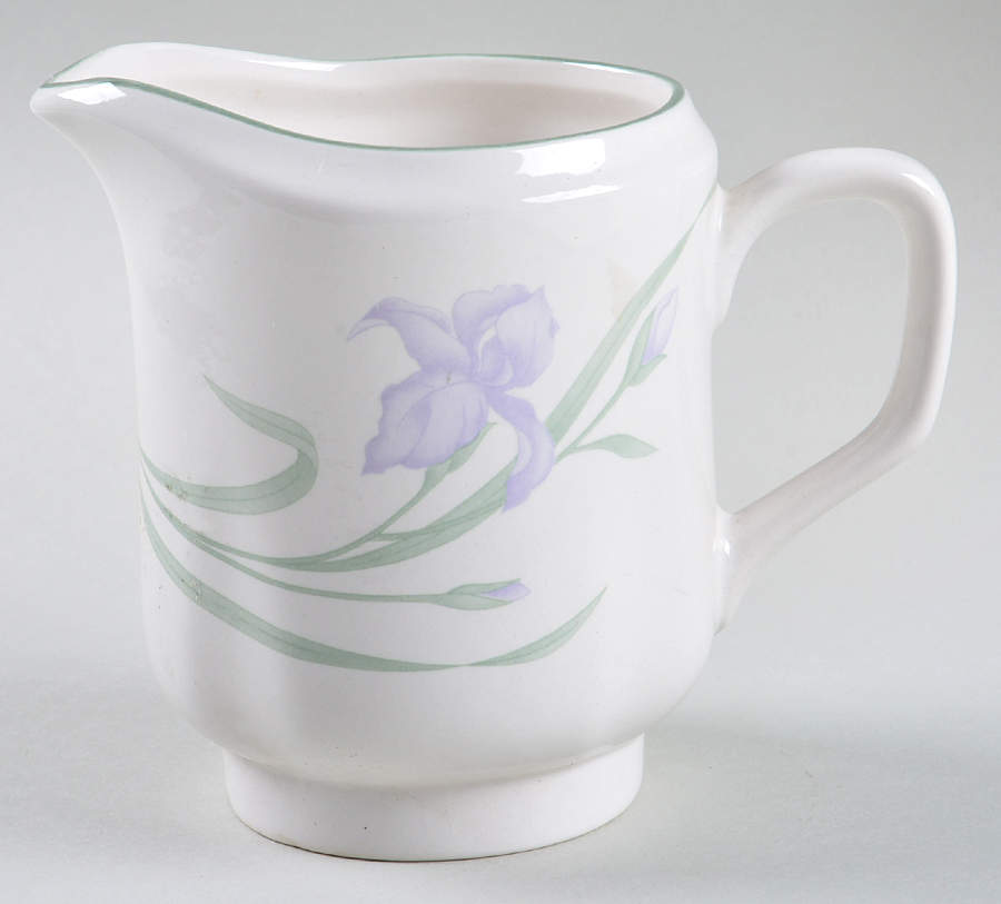 Florabunda Creamer by Sango-1