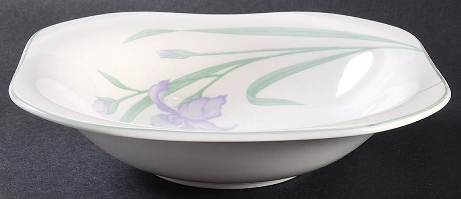Florabunda Square Soup Bowl by Sango-1