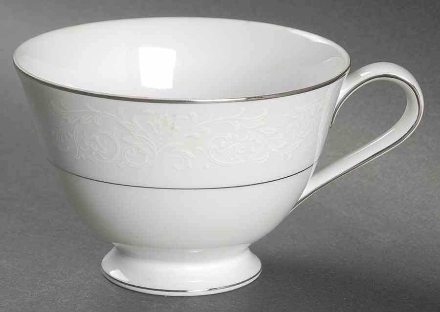 Fresco Footed Cup by Sango-1