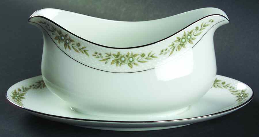 Garland Gravy Boat with Attached Underplate by Sango-1