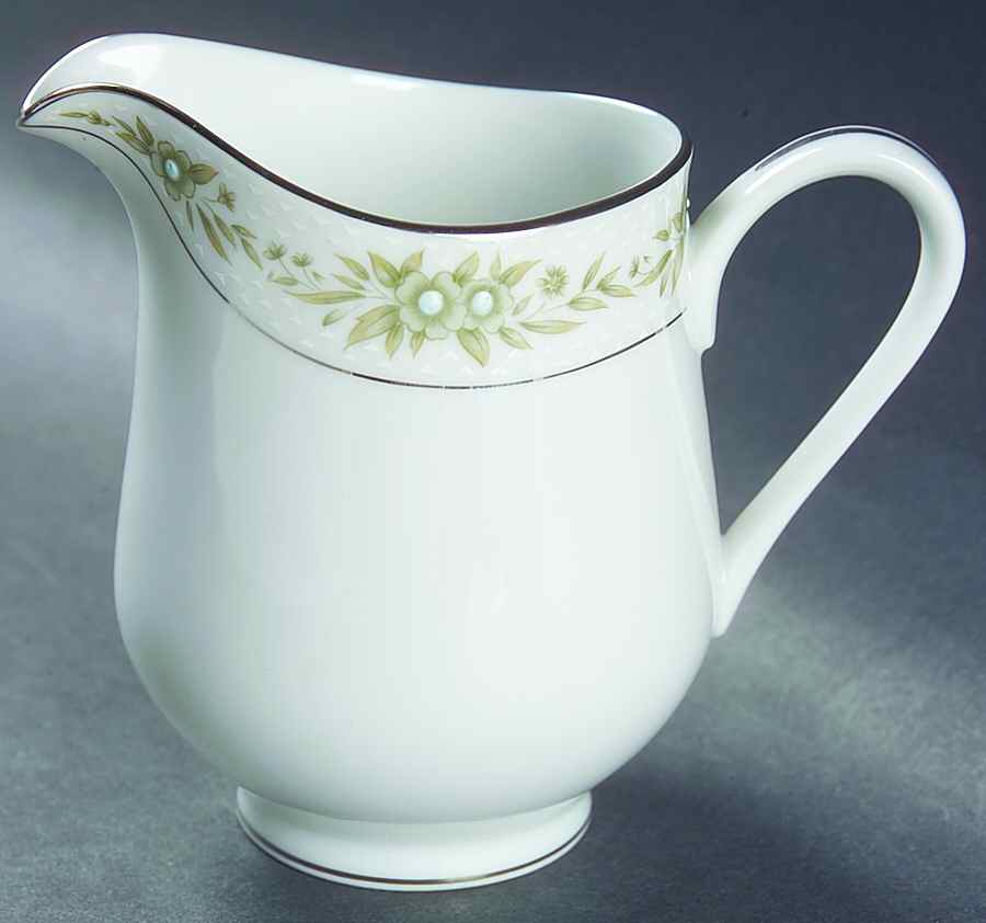 Garland Creamer by Sango-1