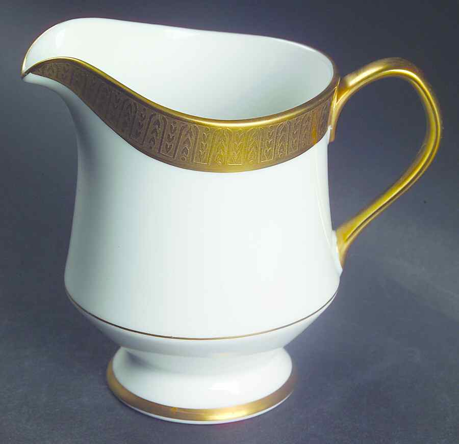Georgetown Creamer by Sango-1