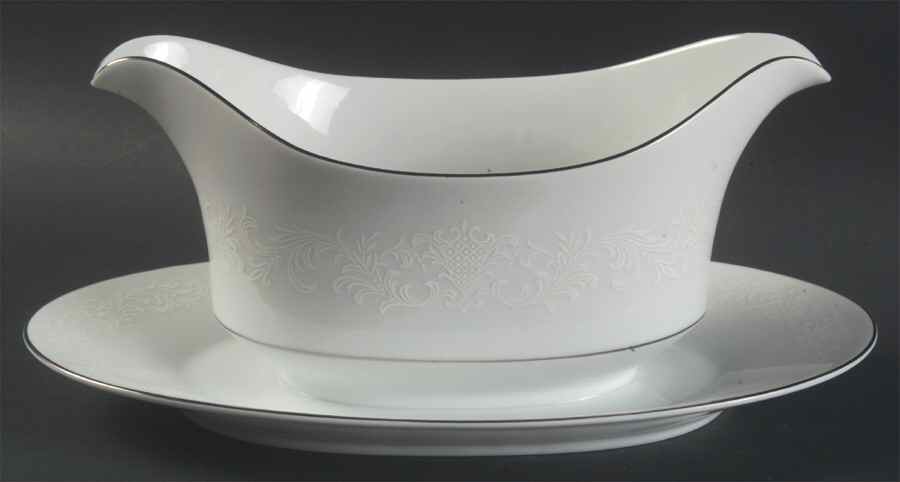 Granada Gravy Boat with Attached Underplate by Sango-1