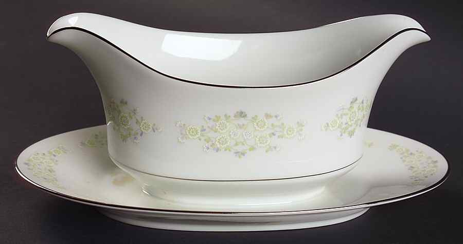 Greenfield Gravy Boat with Attached Underplate by Sango-1