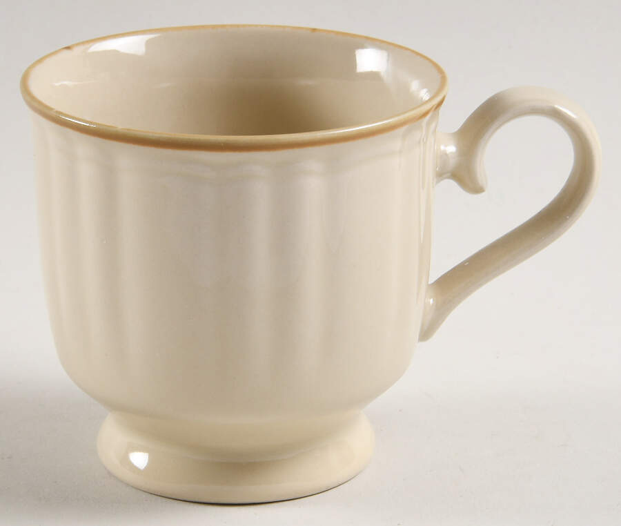 Hampshare Flat Cup by Sango-1