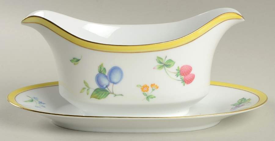Hartsdale Gravy Boat with Attached Underplate by Sango-1
