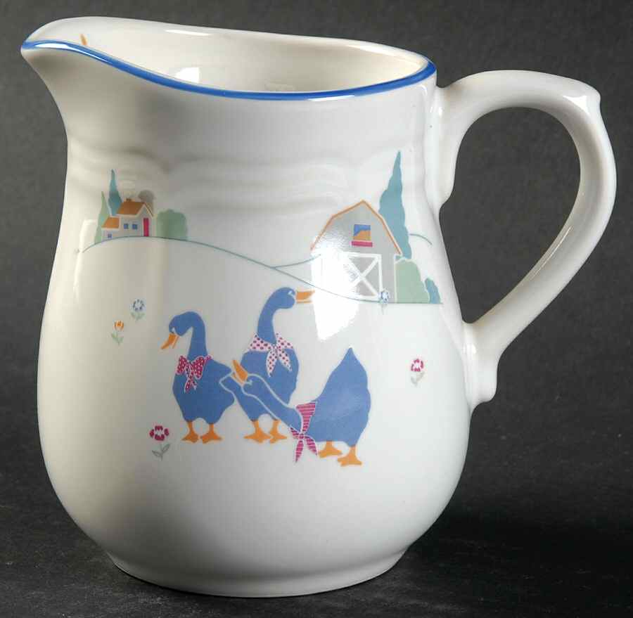 Harmony Creamer by Sango-1