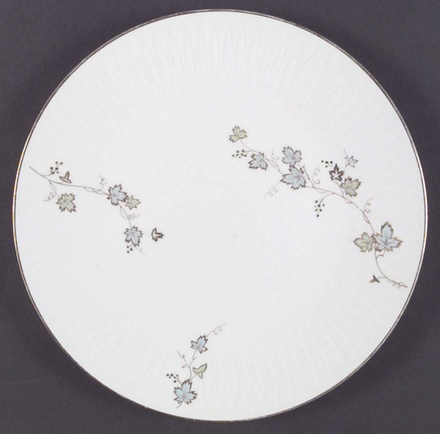 Haru Dinner Plate by Sango-1