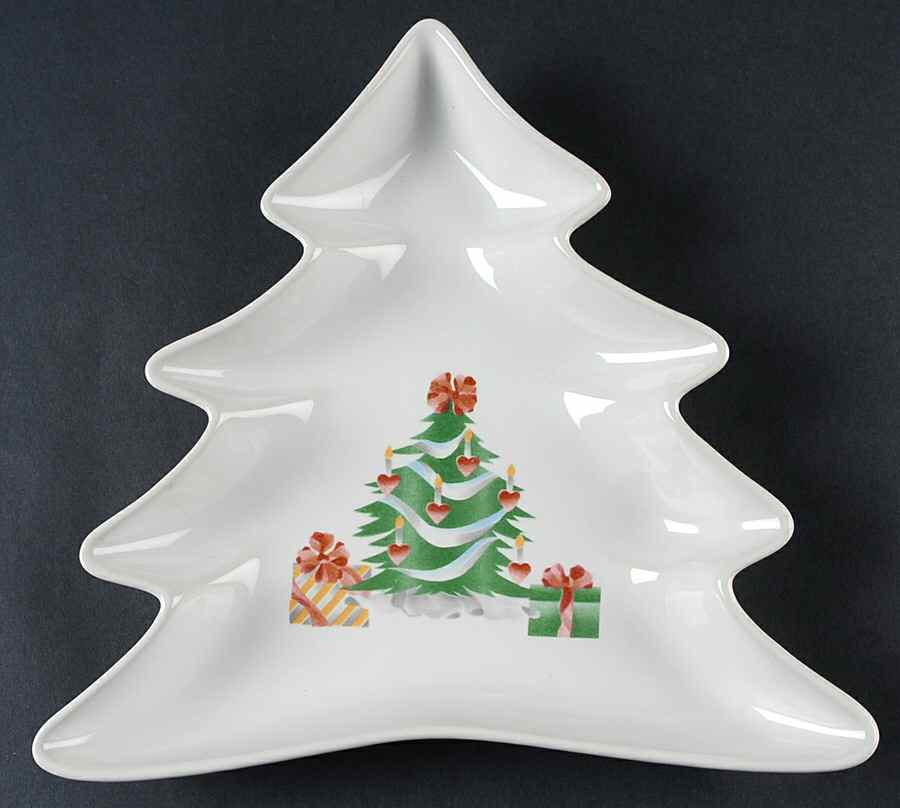 Home for Christmas (Indonesia) 1 Part Medium Tree Shaped Dish by Sango-1