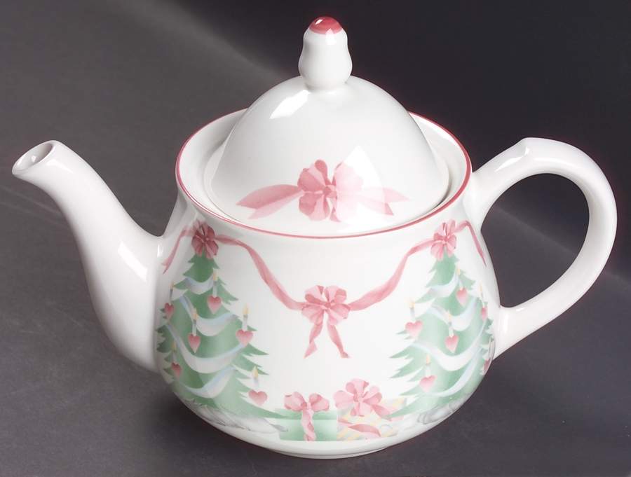 Home for Christmas (Korea) Teapot & Lid by Sango-1