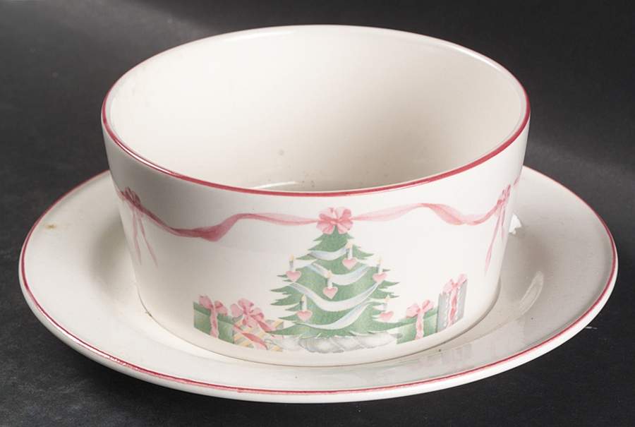 Home for Christmas (Korea) Gravy Boat with Attached Underplate by Sango-1