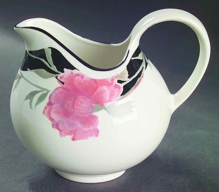 Impression Creamer by Sango-1