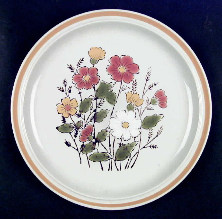 Jardin Dinner Plate by Sango-1