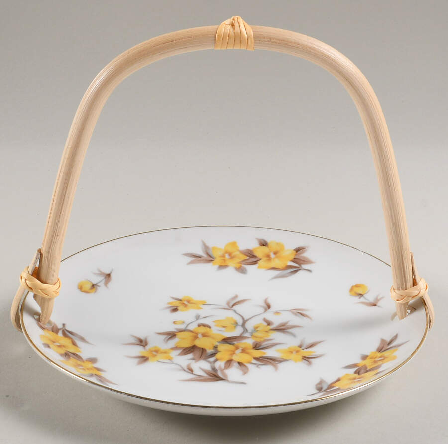 Jasmine 5 3/8"-5 5/8" Bamboo Handled Serving Plate  HC by Sango-1