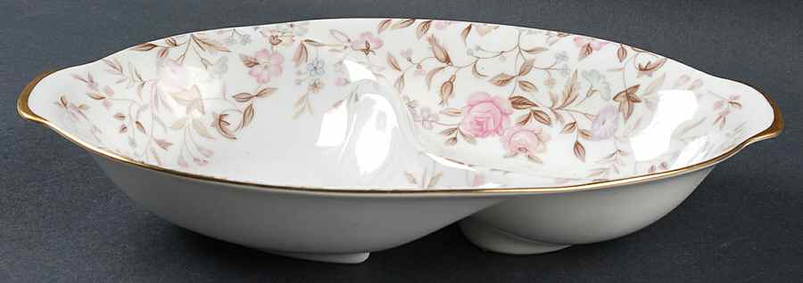 Jeannette 11" Oval Divided Vegetable Bowl by Sango-1