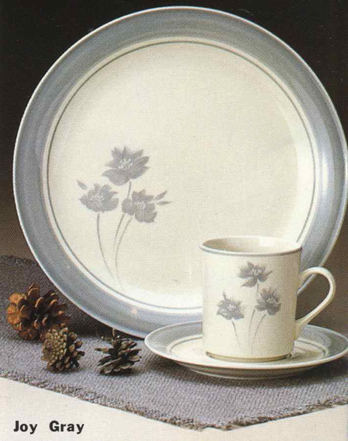 Joy Grey Dinner Plate by Sango-1