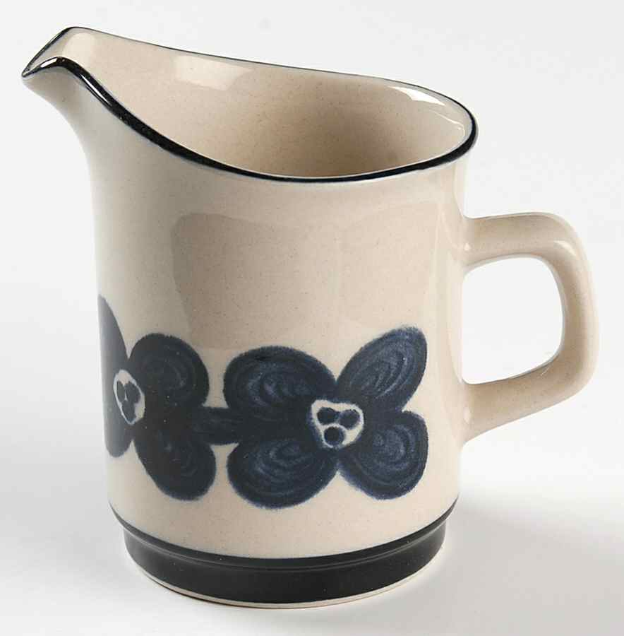 Kalmar Creamer by Sango-1