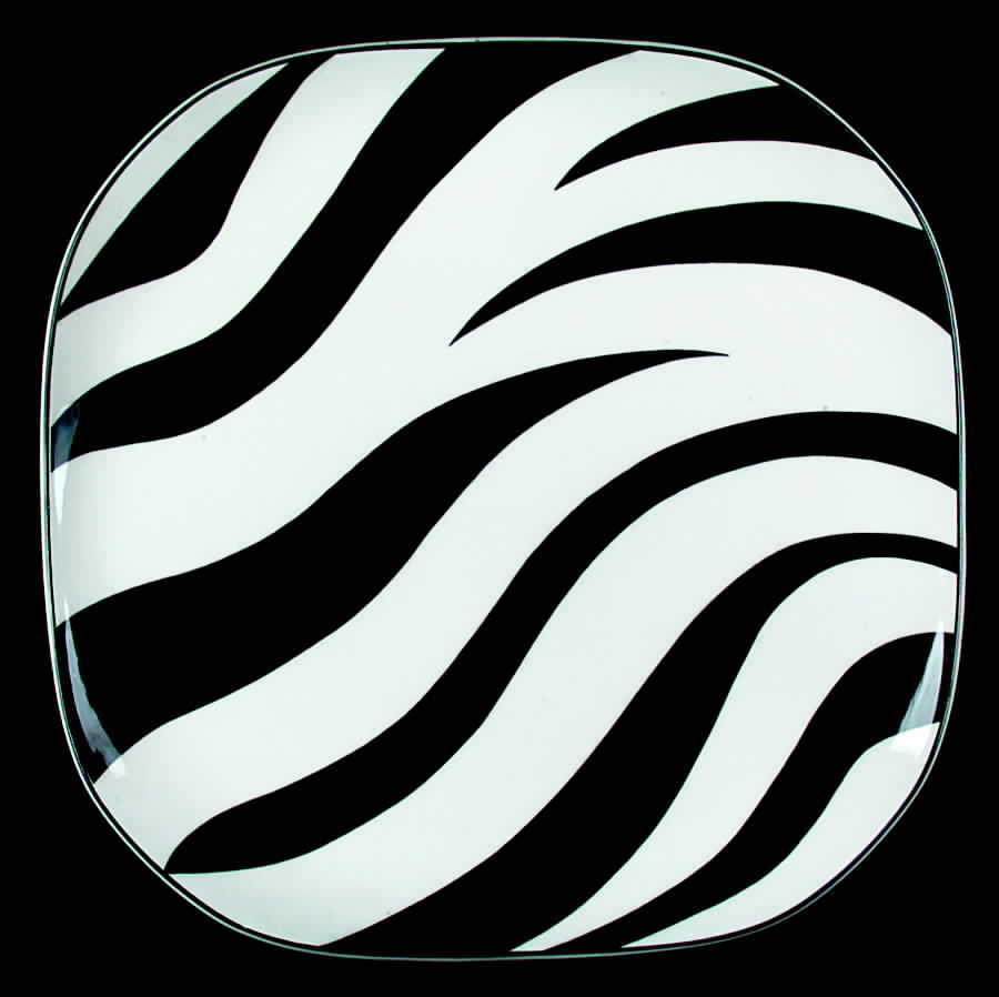 Kenya Black Dinner Plate by Sango-1