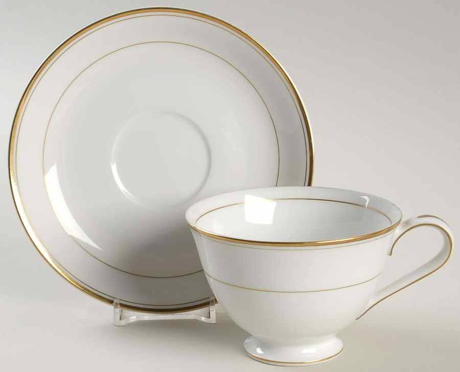 Lance Footed Cup & Saucer Set by Sango-1