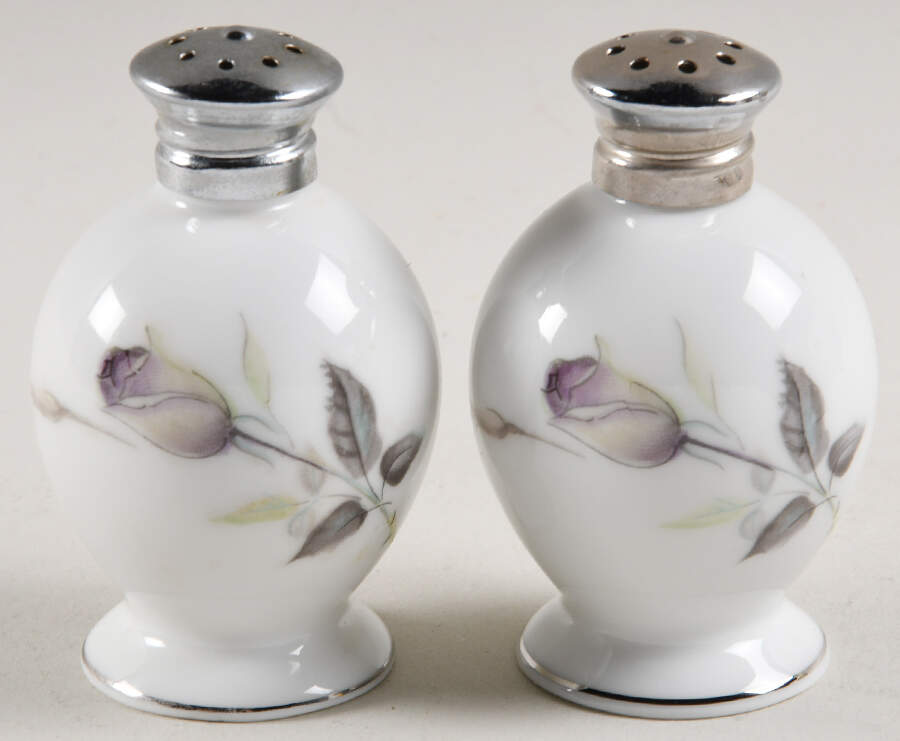 Lori Salt & Pepper Set by Sango-1