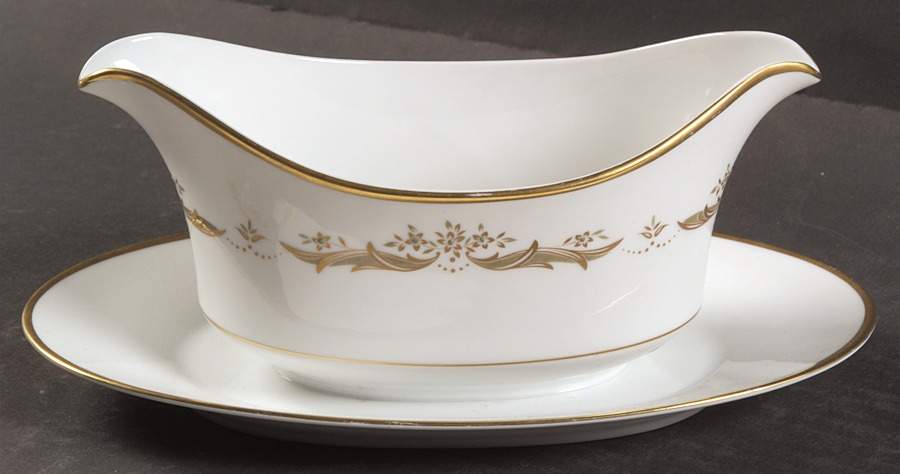 Manchester Gravy Boat with Attached Underplate by Sango-1