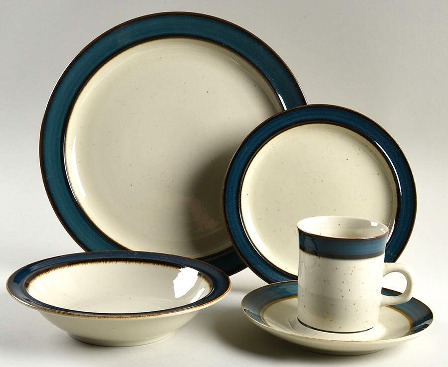 Mariana 5 Piece Place Setting by Sango-1