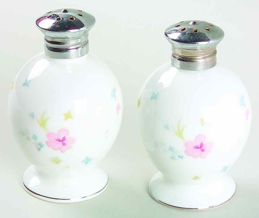 Melanie Salt & Pepper Set by Sango-1