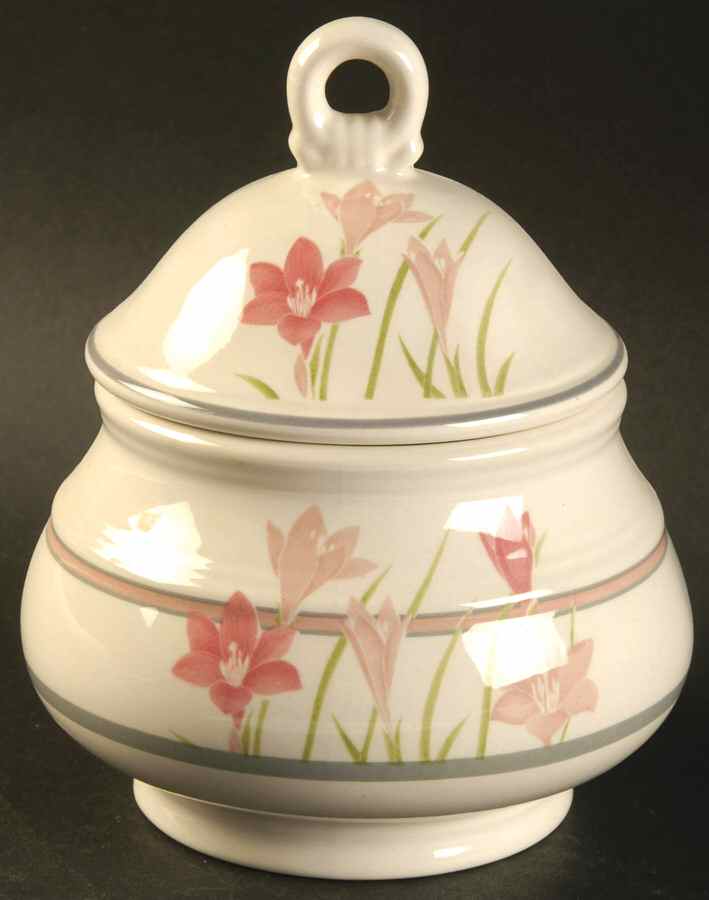 Melody Sugar Bowl & Lid by Sango-1