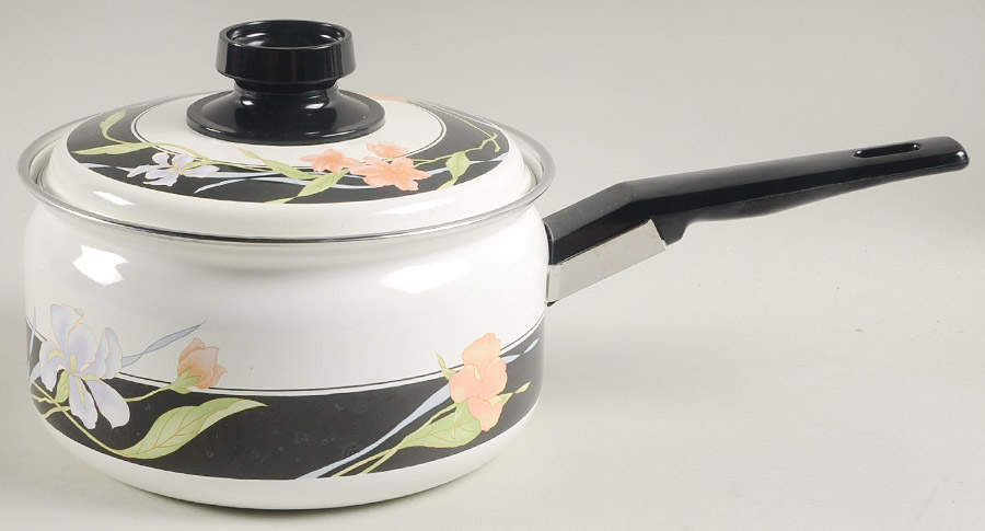 Memories 2.5 Quart Metal Covered Saucepan by Sango-1