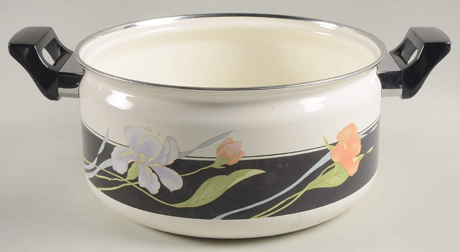 Memories 5 Qt Metal Dutch Oven No Lid by Sango-1