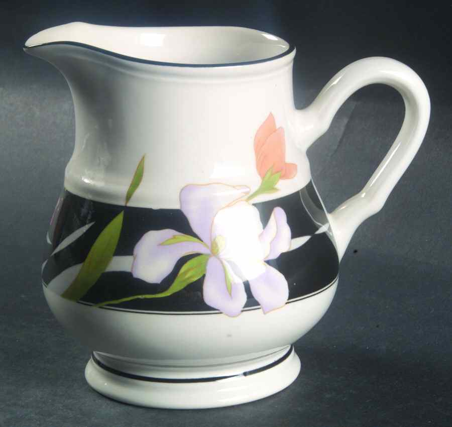 Memories Creamer by Sango-1