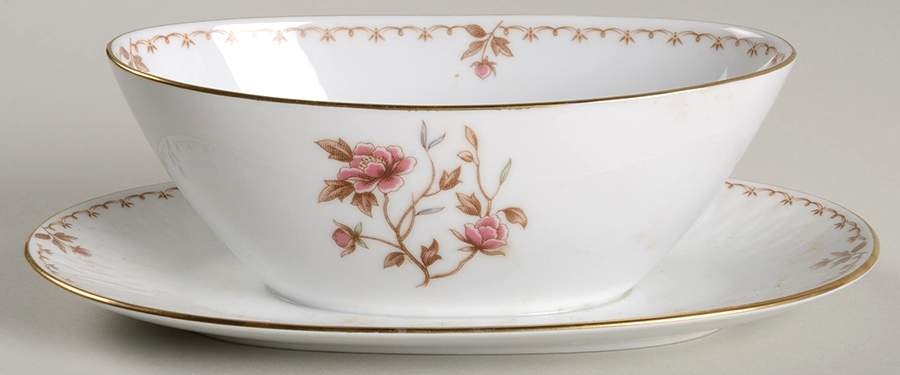 Montaigne Gravy Boat with Attached Underplate by Sango-1