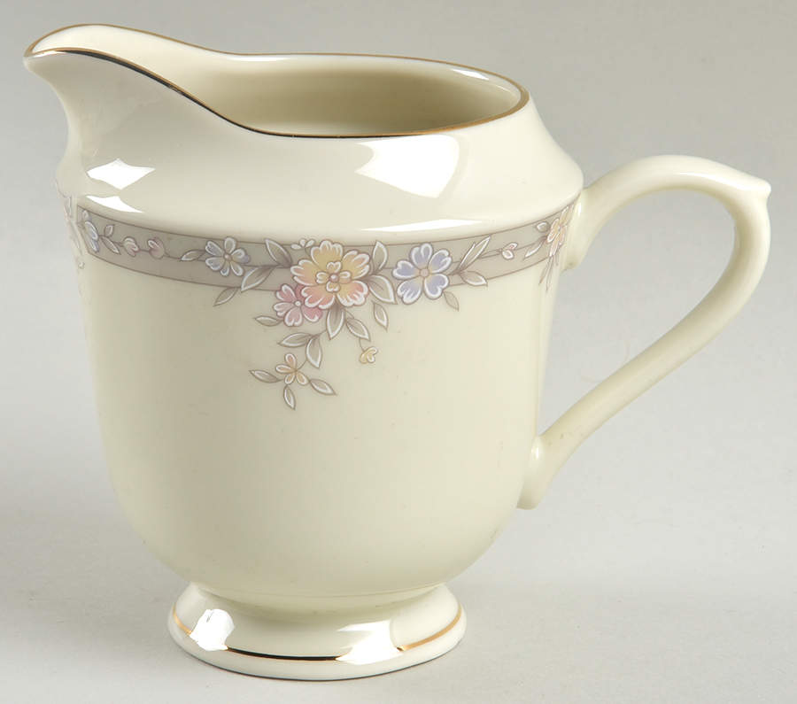 Monroe Creamer by Sango-1