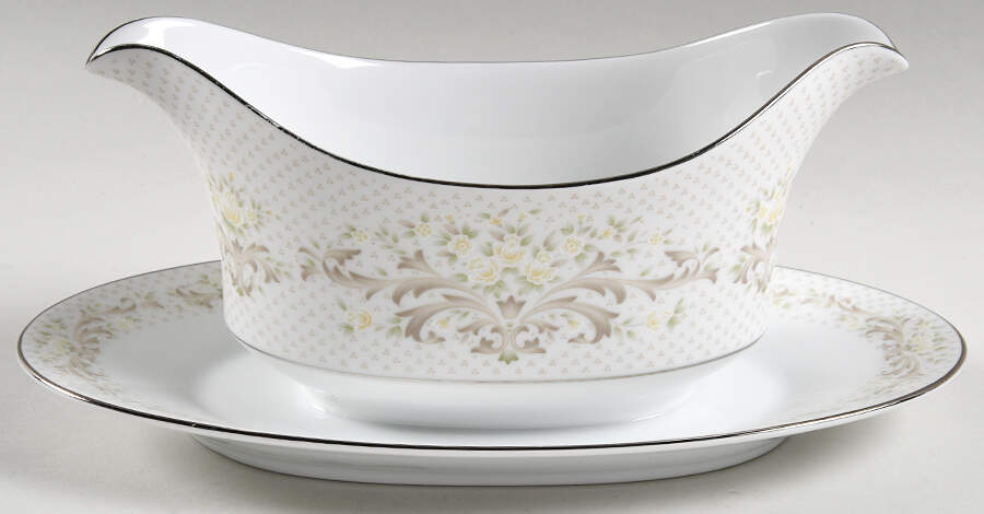 Organza Gravy Boat with Attached Underplate by Sango-1