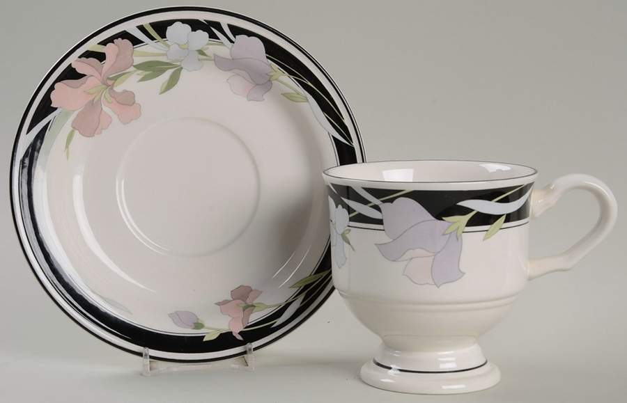 Overture Footed Cup & Saucer Set by Sango-1