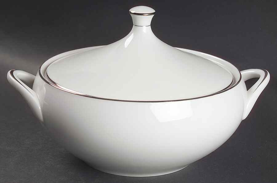 Palatine Round Covered Vegetable by Sango-1