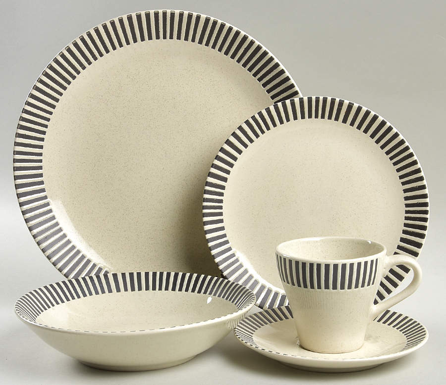 Patio Sand 5 Piece Place Setting by Sango-1