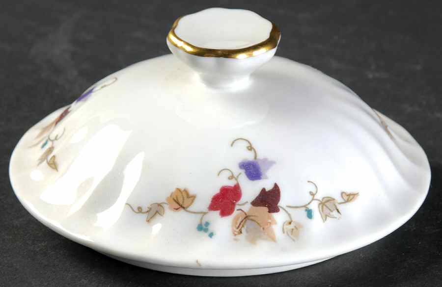Petite Vine Lid for Sugar Bowl by Sango-1