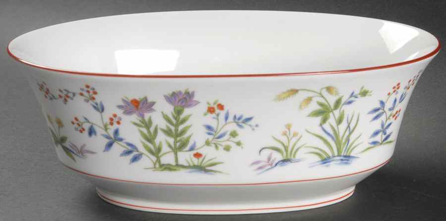 Queen's Garden 9" Oval Vegetable Bowl by Sango-1