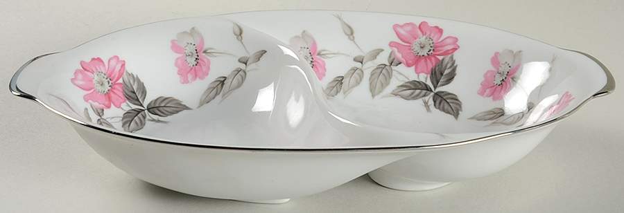 Rambler Rose 11" Oval Divided Vegetable Bowl by Sango-1