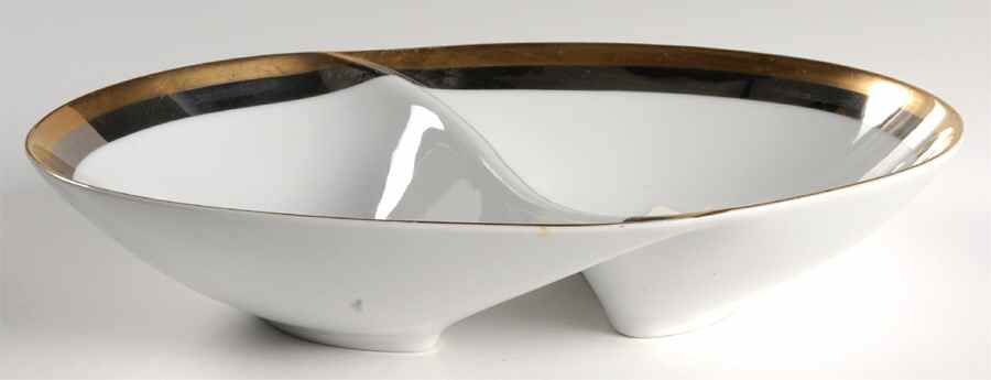 Royal Muse 11" Oval Divided Vegetable Bowl by Sango-1