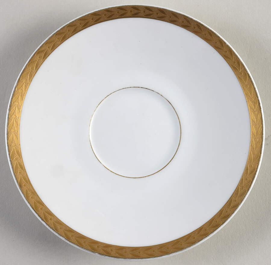 Royalty Saucer by Sango-1