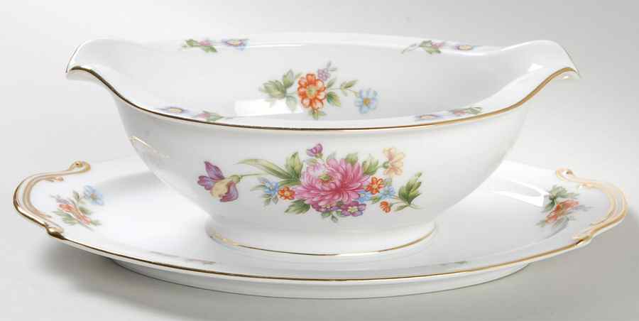 SAN21 Gravy Boat with Attached Underplate by Sango-1