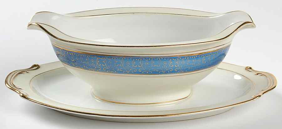 SAN4 Gravy Boat with Attached Underplate by Sango-1