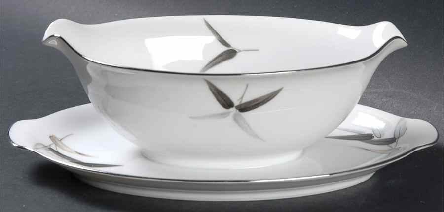 Sasa Gravy Boat with Attached Underplate by Sango-1