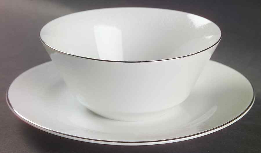 Scarsdale Round Gravy Boat/Attached Underplate by Sango-1